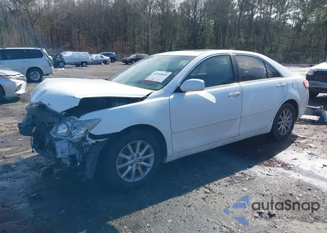 2011 Toyota Camry Xle V6 z USA, uszkodzony, nr VIN 4T1BK3EK9BU611151